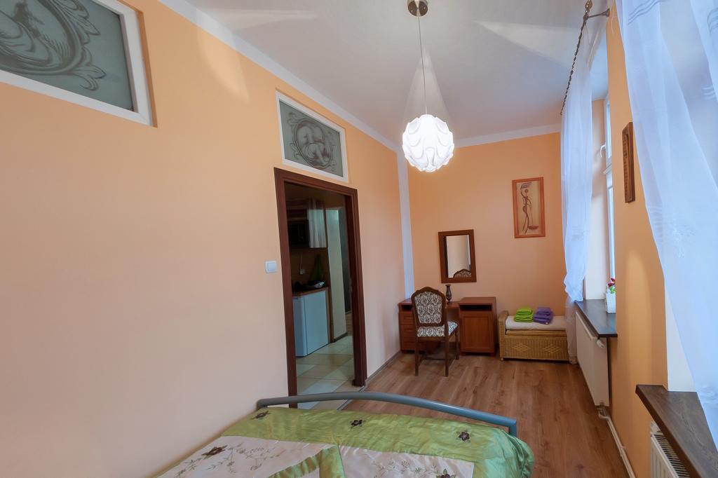 Apartament Rodzinny Hana Kudowa-Zdrój Eksteriør bilde